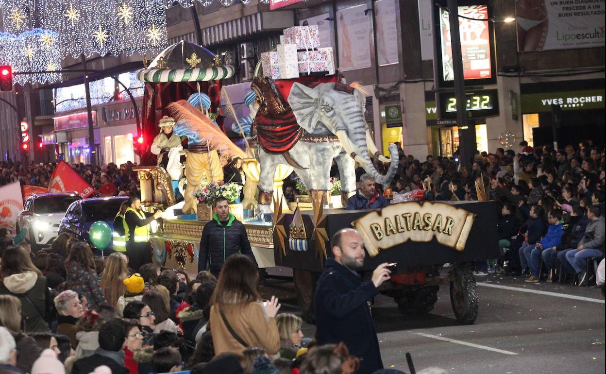 Salen a la venta las sillas para la Cabalgata de Reyes de Murcia La